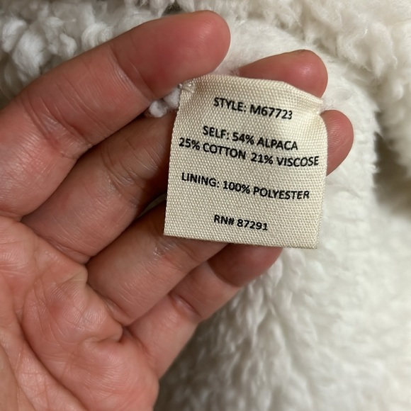 Johnny was Sherpa knit vest - Picture 5 of 6